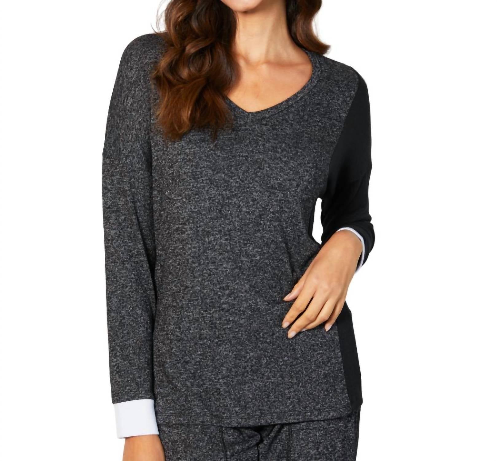 V-Neck Top In Steel Combo