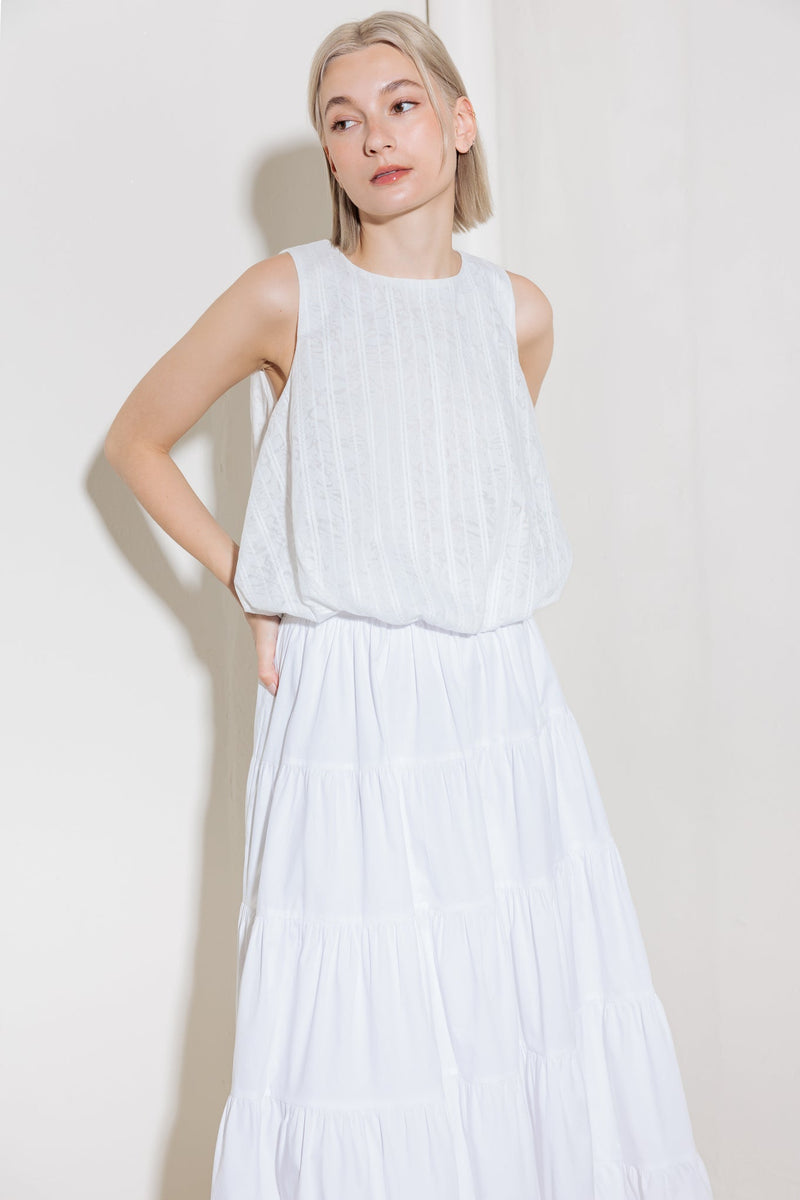 TIMELESS WITH EDGE WOVEN LACE TOP