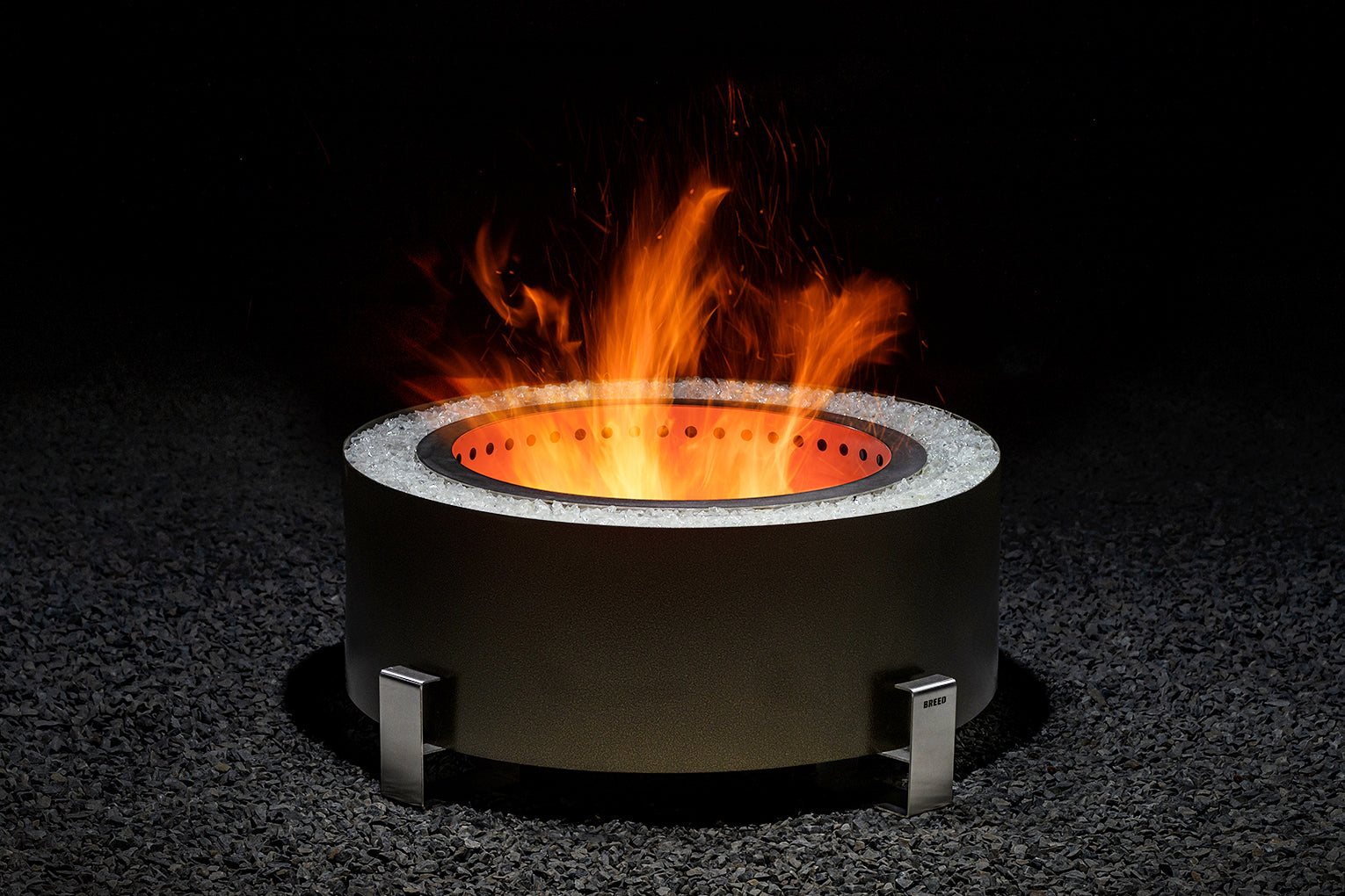 Breeo Luxeve 24" Smokeless Fire Pit with Lid & Glass