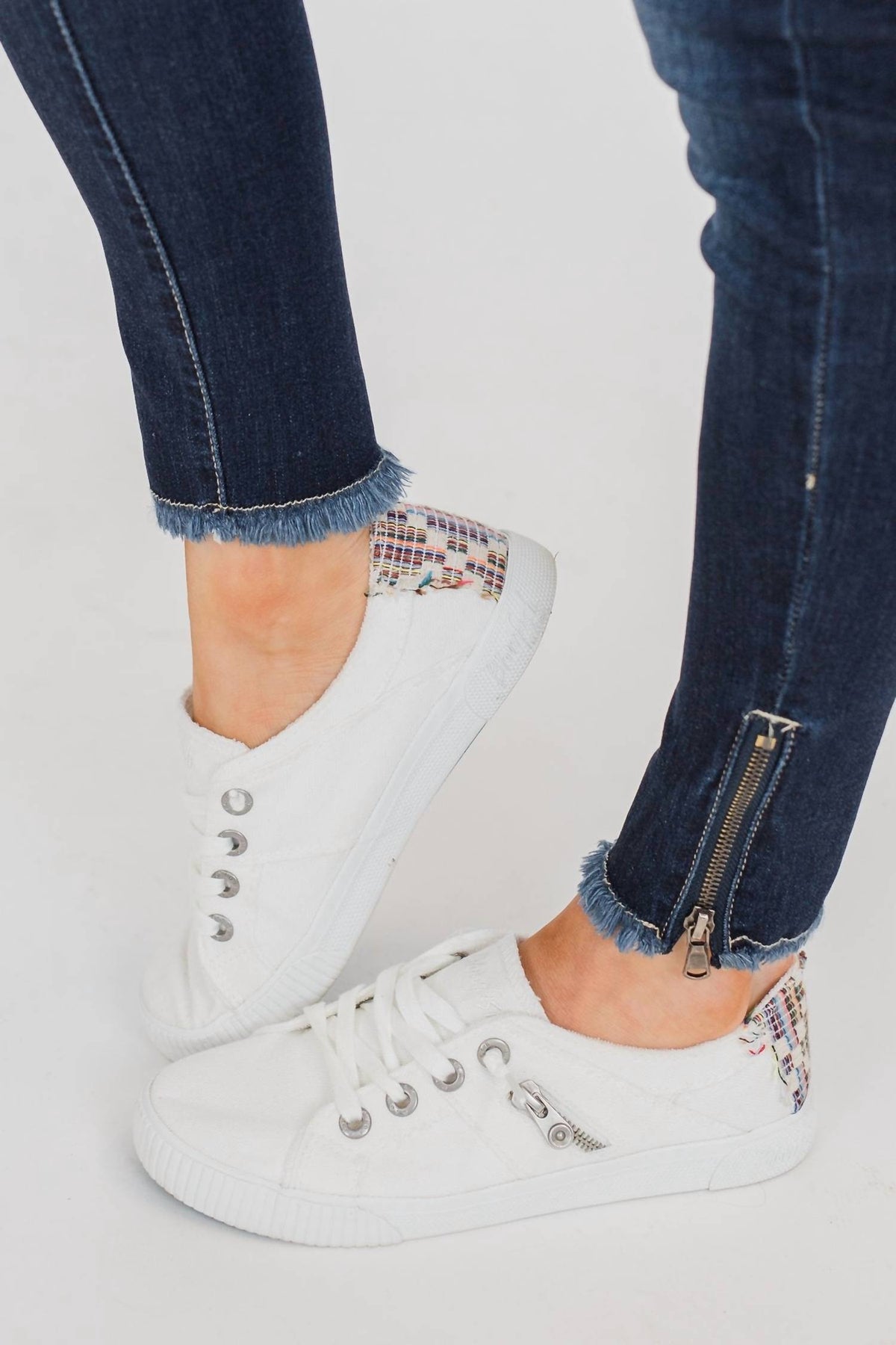 Women's Fruit Sneaker In White Smoked 7831997939772