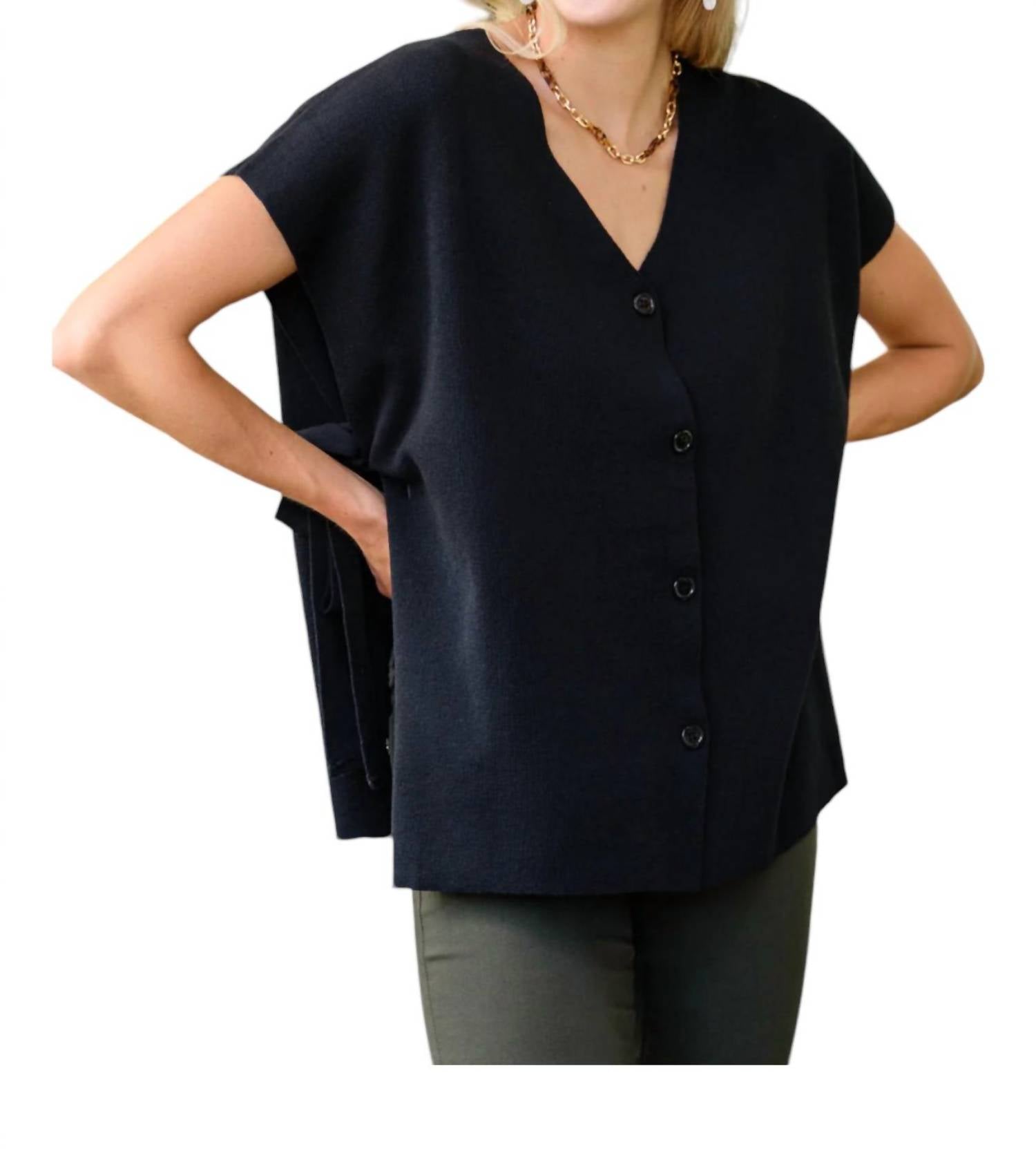 The Finale Top Blouse In Black